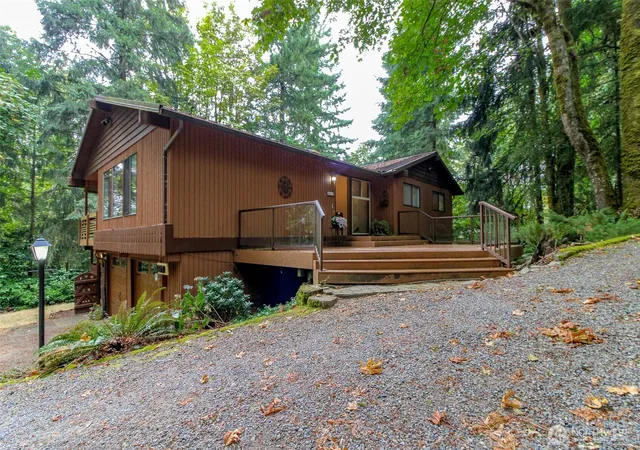 Photo 1 of Single family home for sale at 4917 145th Ave Se, Bellevue, WA 98006 | MLS# NWM2573027 | Listing updated on 2026-09-30