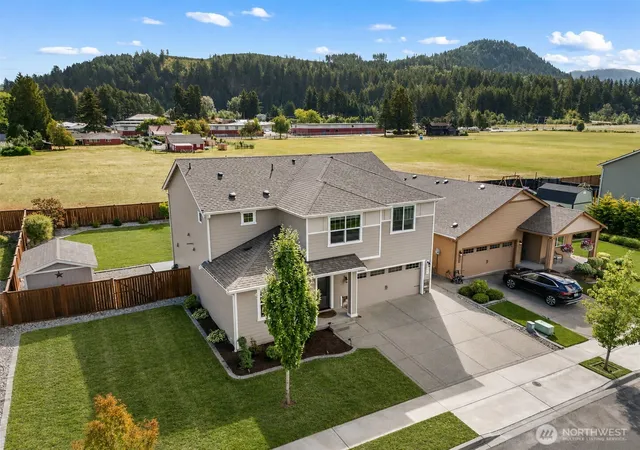 Photo 3 of Sale Pending at 451 Jasmine Ln N, Enumclaw, WA 98022 | MLS# NWM2573043 | Listing updated on 2026-09-25