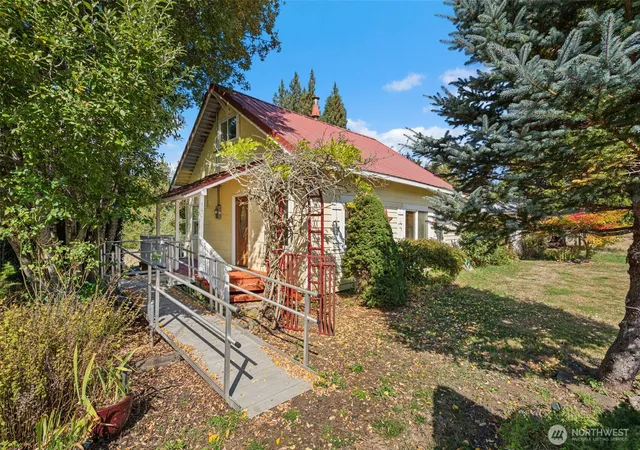 Photo 4 of Single family home for sale at 140 Front St, Doty, WA 98539 | MLS# NWM2573055 | Listing updated on 2026-09-26