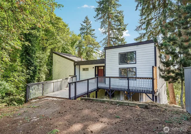 Photo 3 of Single family home for sale at 12221 NE Cassady Ct, Vancouver, WA 98685 | MLS# NWM2573082 | Listing updated on 2026-09-30