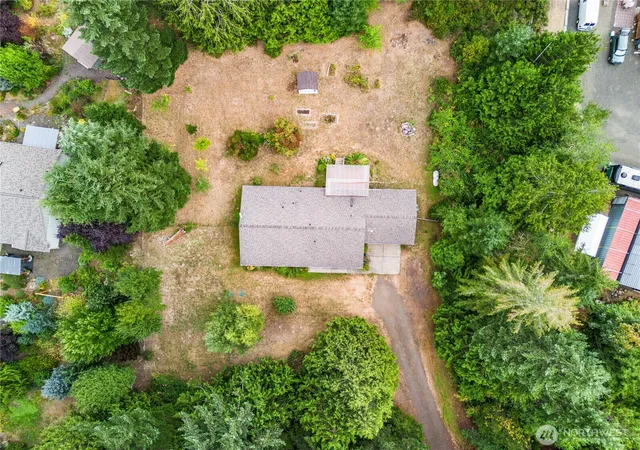 Photo 3 of Single family home for sale at 1011 E Sunset Hill Rd, Shelton, WA 98584 | MLS# NWM2573126 | Listing updated on 2026-09-23