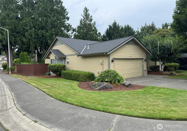 Photo 2 of Sale Pending at 1846 53rd Loop Se, Olympia, WA 98501 | MLS# NWM2573130 | Listing updated on 2026-09-26