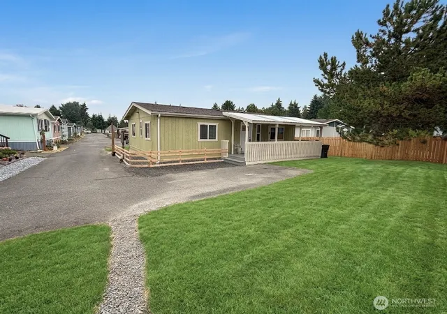Photo 2 of Manufactured home for sale at 8329 19th Ave Ct E #14, Tacoma, WA 98404 | MLS# NWM2573143 | Listing updated on 2026-09-25