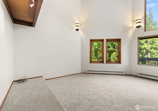 Photo 4 of Single family home for sale at 19826 Se 192Nd St, Renton, WA 98058 | MLS# NWM2573175 | Listing updated on 2026-09-25