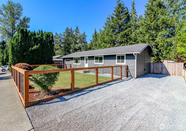 Photo 3 of Single family home for sale at 24410 Terrace Pl, Black Diamond, WA 98010 | MLS# NWM2573189 | Listing updated on 2026-09-23