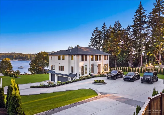 Single family home for sale at 6220 Cromwell Dr Nw, Gig Harbor, WA 98335 | MLS# NWM2573223 | Listing updated on 2026-10-01