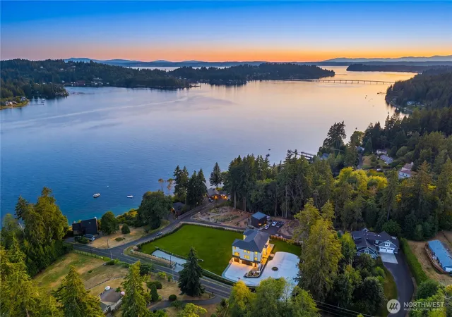 Photo 1 of Single family home for sale at 6220 Cromwell Dr Nw, Gig Harbor, WA 98335 | MLS# NWM2573223 | Listing updated on 2026-10-01