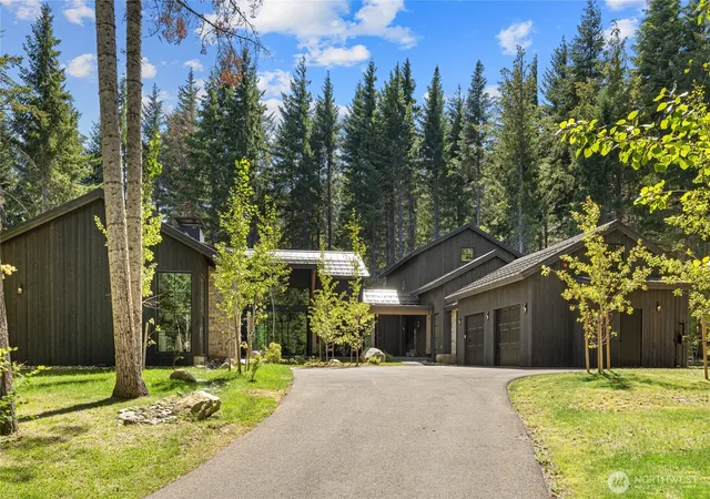 Photo 2 of Single family home for sale at 270 Goat Creek Ln, Cle Elum, WA 98922 | MLS# NWM2573225 | Listing updated on 2026-09-30