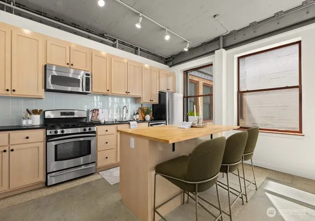 Photo 4 of Sale Pending at 744 Market St #301, Tacoma, WA 98402 | MLS# NWM2573243 | Listing updated on 2026-09-25