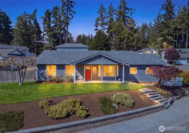 Photo 1 of Single family home for sale at 2622 S 362nd Pl, Federal Way, WA 98003 | MLS# NWM2573245 | Listing updated on 2026-09-25