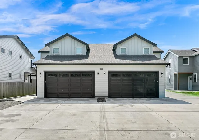 Photo 1 of Multi family home for sale at 513 Colton Ln, Everson, WA 98247 | MLS# NWM2573264 | Listing updated on 2026-09-25