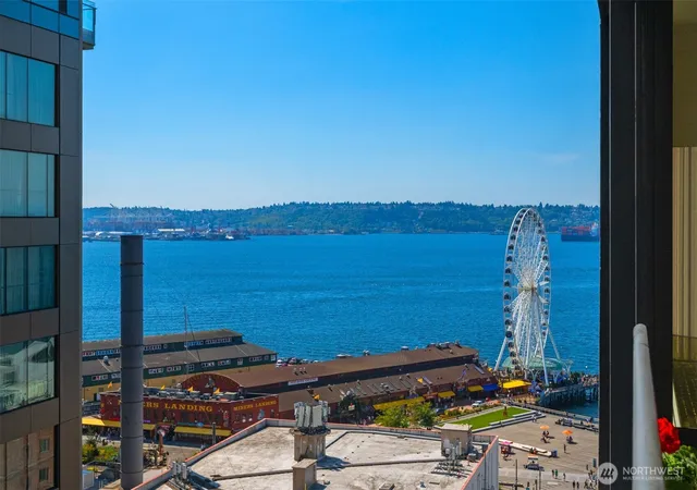 Photo 3 of Condo for sale at 98 Union St #909, Seattle, WA 98101 | MLS# NWM2573265 | Listing updated on 2026-09-29
