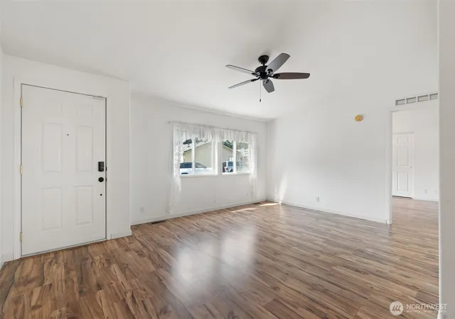 Photo 4 of Sale Pending at 4906 Wildflower Ln Ne, Bremerton, WA 98311 | MLS# NWM2573275 | Listing updated on 2026-09-21