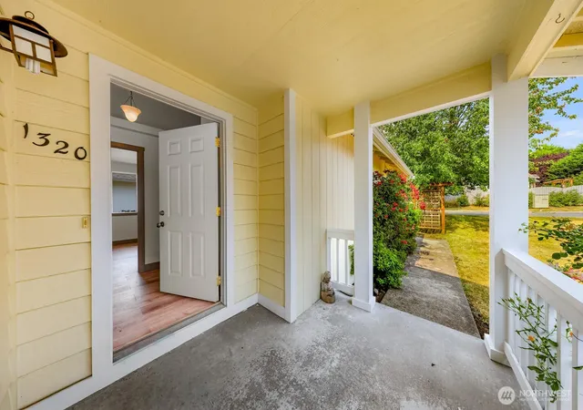 Single family home for sale at 1320 Fruitland Dr, Bellingham, WA 98226 | MLS# NWM2573290