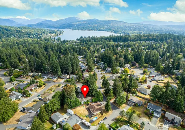 Photo 4 of Sale Pending at 3772 Spring Coulee Rd, Bellingham, WA 98226 | MLS# NWM2573304 | Listing updated on 2026-09-25