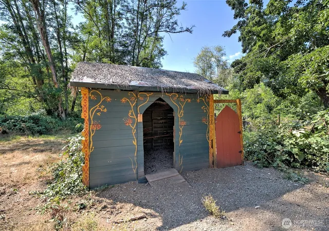 Photo 2 of Land for sale at 1250 E Crestview Dr, Shelton, WA 98584 | MLS# NWM2573318 | Listing updated on 2026-09-25