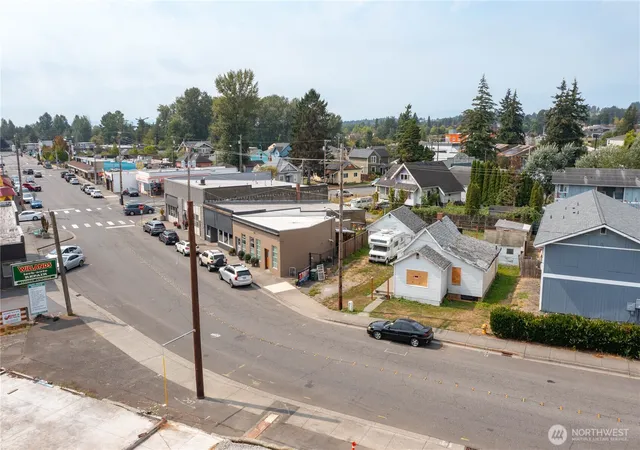 Photo 2 of Single family home for sale at 5709 3rd Ave, Ferndale, WA 98248 | MLS# NWM2573323 | Listing updated on 2026-09-25