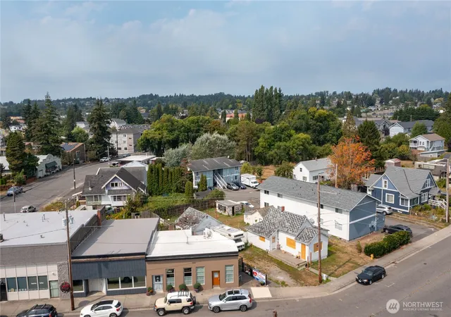 Photo 4 of Single family home for sale at 5709 3Rd Ave, Ferndale, WA 98248 | MLS# NWM2573323 | Listing updated on 2026-09-25