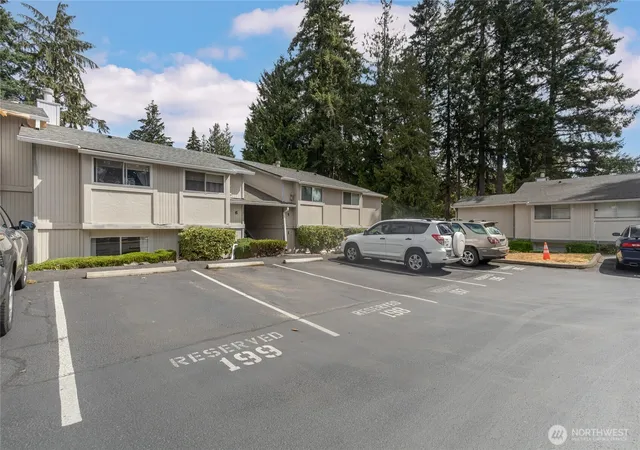 Photo 4 of Condo for sale at 412 S 325th Place #S2, Federal Way, WA 98003 | MLS# NWM2573325 | Listing updated on 2026-09-25
