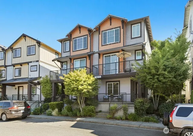 Photo 1 of Townhouse for sale at 10372 156th Pl Ne #101, Redmond, WA 98052 | MLS# NWM2573330 | Listing updated on 2026-09-29
