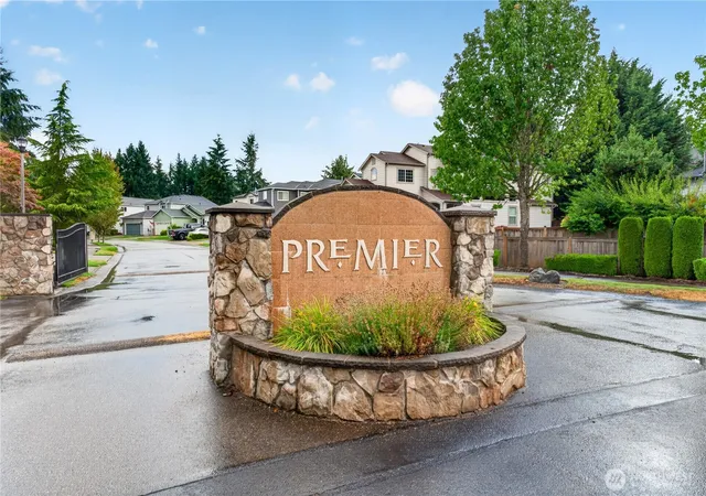 Photo 2 of Single family home for sale at 8922 178th Street Ct E, Puyallup, WA 98375 | MLS# NWM2573338 | Listing updated on 2026-09-24