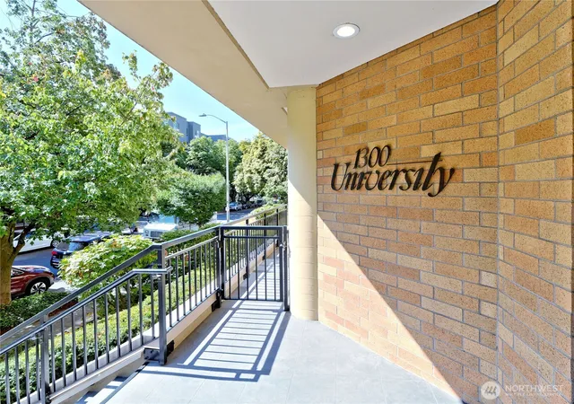 Photo 2 of Condo for sale at 1300 University St #2A, Seattle, WA 98101 | MLS# NWM2573350 | Listing updated on 2026-09-30