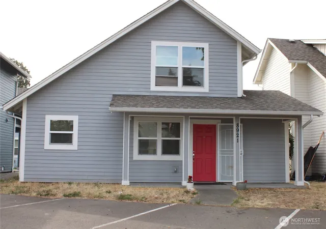 Photo 1 of Townhouse for sale at 8921 Commercial St Sw, Lakewood, WA 98498 | MLS# NWM2573351 | Listing updated on 2026-10-02