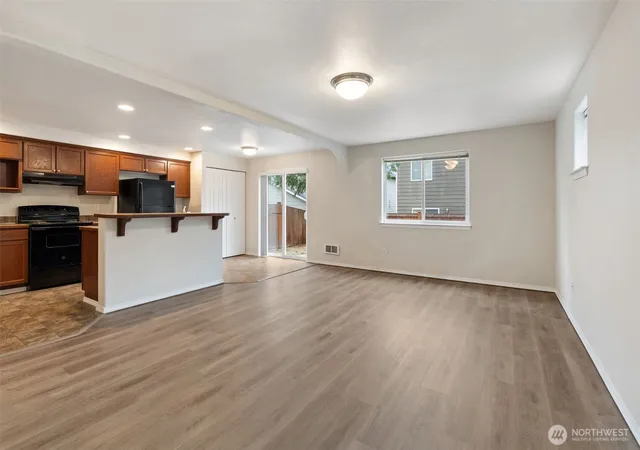 Photo 4 of Single family home for sale at 14609 46Th Ave Ne, Marysville, WA 98271 | MLS# NWM2573374 | Listing updated on 2026-09-23