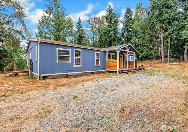 Photo 3 of Manufactured home for sale at 28205 73rd Ave E, Graham, WA 98338 | MLS# NWM2573377 | Listing updated on 2026-09-25