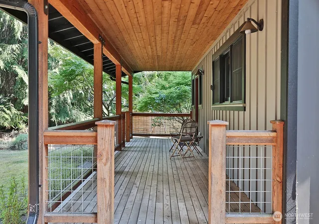 Photo 2 of Single family home for sale at 1052 Woodside Ln, Langley, WA 98260 | MLS# NWM2573378 | Listing updated on 2026-09-22