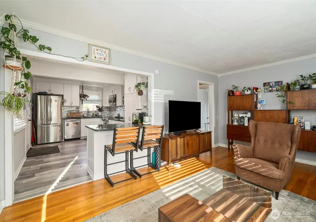 Photo 3 of Single family home for sale at 214 Summit Ave, Fircrest, WA 98466 | MLS# NWM2573388 | Listing updated on 2026-09-25