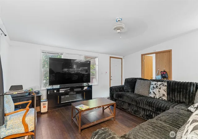 Photo 3 of Manufactured home for sale at 42096 Cedar St, Concrete, WA 98237 | MLS# NWM2573391 | Listing updated on 2026-09-17