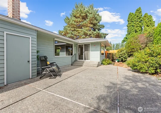 Photo 3 of Single family home for sale at 238 San Juan Dr, Sequim, WA 98382 | MLS# NWM2573426 | Listing updated on 2026-09-25