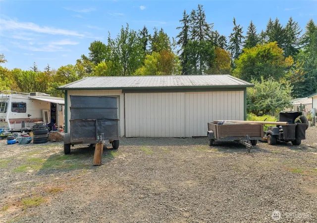 Photo 3 of Sale Pending at 208 W Orchard St, Oakville, WA 98568 | MLS# NWM2573431 | Listing updated on 2026-09-18