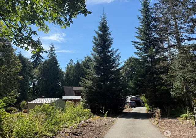 Photo 3 of Single family home for sale at 82 Ne Miller Rd, Belfair, WA 98528 | MLS# NWM2573433 | Listing updated on 2026-10-01