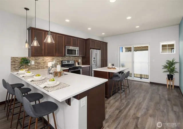 Photo 4 of Condo for sale at 7174 27Th Ave Sw, Seattle, WA 98106 | MLS# NWM2573447 | Listing updated on 2026-10-01