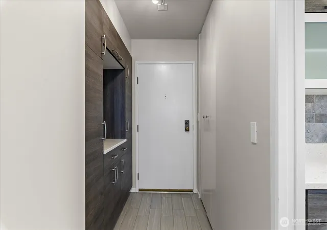 Photo 4 of Condo for sale at 2100 3rd Avenue #1703, Seattle, WA 98121 | MLS# NWM2573467 | Listing updated on 2026-09-25