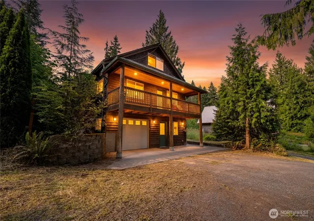 Photo 1 of Sale Pending at 11062 Whistler Ln, Deming, WA 98244 | MLS# NWM2573471 | Listing updated on 2026-10-01
