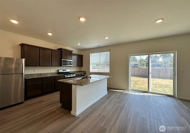 Photo 4 of Single family home for sale at 6319 121St Ave E, Puyallup, WA 98372 | MLS# NWM2573485 | Listing updated on 2026-09-29