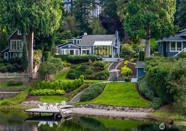 Photo 2 of Sale Pending at 2061 E Beaver Lake Dr Se, Sammamish, WA 98075 | MLS# NWM2573493 | Listing updated on 2026-09-29