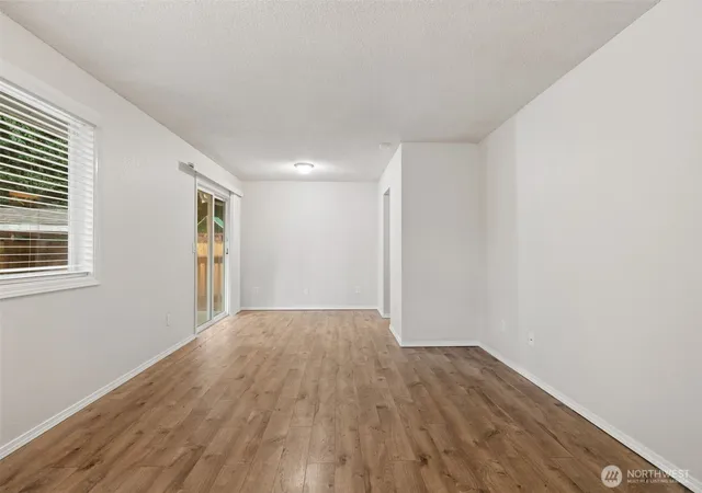 Photo 4 of Single family home for sale at 18813 79Th Ave Ct E, Puyallup, WA 98375 | MLS# NWM2573515 | Listing updated on 2026-09-25