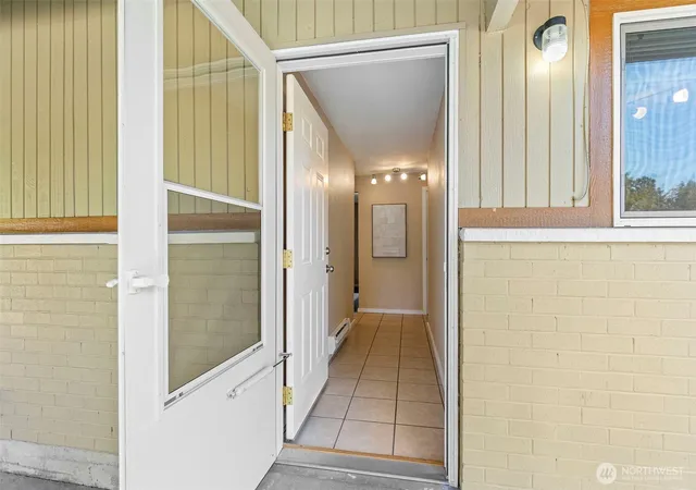 Photo 3 of Sale Pending at 515 Roe St, Steilacoom, WA 98388 | MLS# NWM2573527 | Listing updated on 2026-09-29