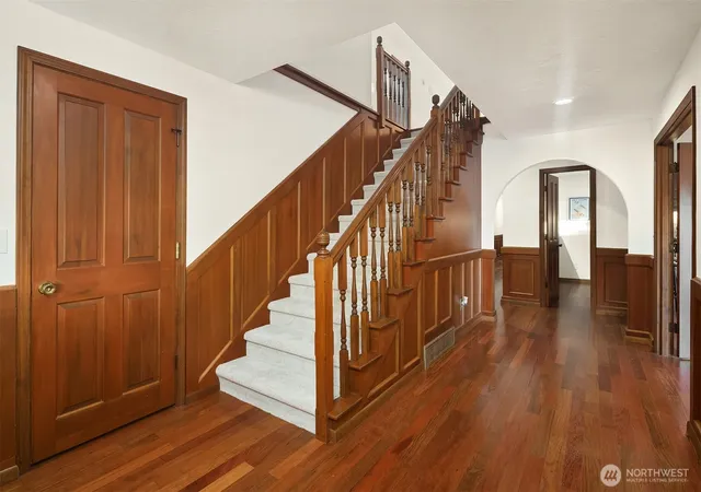 Photo 3 of Single family home for sale at 8308 Frederick Pl, Edmonds, WA 98026 | MLS# NWM2573540 | Listing updated on 2026-09-25