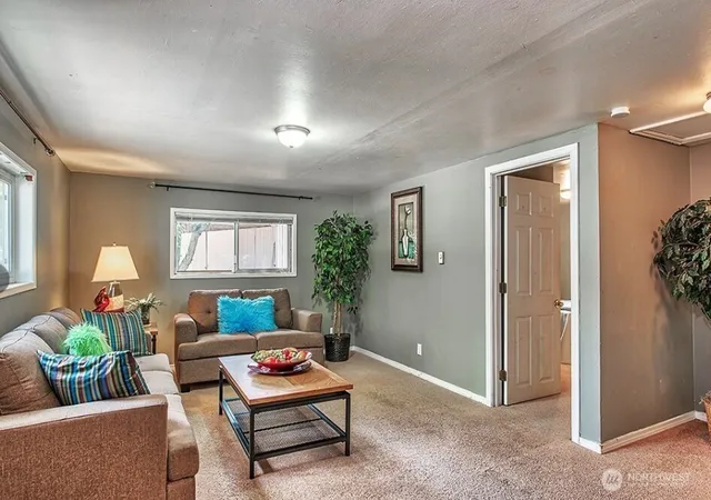 Photo 4 of Single family home for sale at 22910 Edmonds Wy, Edmonds, WA 98020 | MLS# NWM2573560 | Listing updated on 2026-09-25