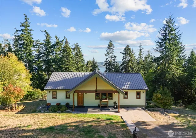Photo 3 of Single family home for sale at 156 Hazel Point Ct, Quilcene, WA 98376 | MLS# NWM2573567 | Listing updated on 2026-09-26
