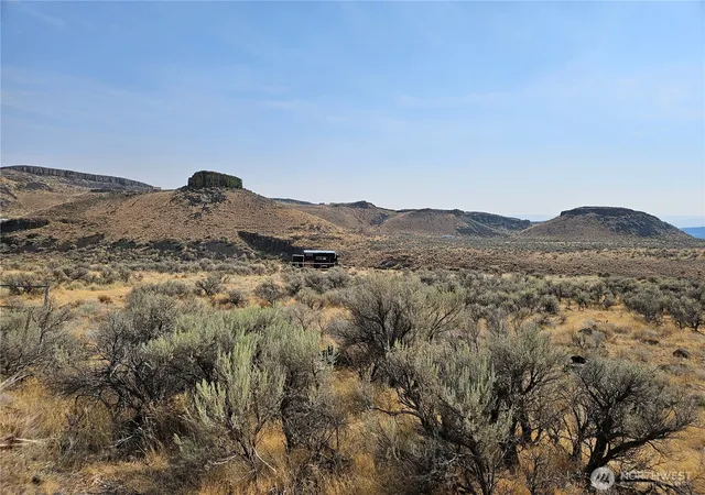 Photo 2 of Land for sale at 225 Grafton Pl, Ephrata, WA 98823 | MLS# NWM2573585 | Listing updated on 2026-09-22