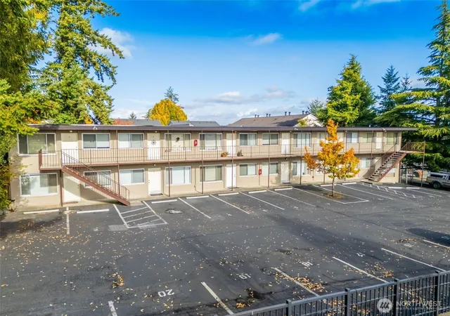 Multi family home for sale at 936 N 198Th St, Shoreline, WA 98133 | MLS# NWM2573588