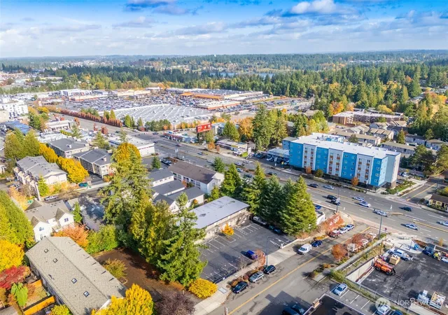 Photo 3 of Multi family home for sale at 936 N 198Th St, Shoreline, WA 98133 | MLS# NWM2573588 | Listing updated on 2026-09-24
