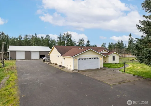 Photo 1 of Single family home for sale at 18647 Joselyn St Sw, Rochester, WA 98579 | MLS# NWM2573601 | Listing updated on 2026-09-24