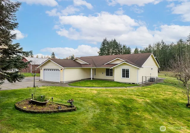 Photo 3 of Single family home for sale at 18647 Joselyn St Sw, Rochester, WA 98579 | MLS# NWM2573601 | Listing updated on 2026-09-24